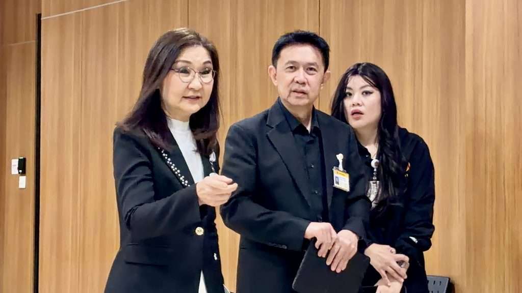 สุนทร พฤกษพิพัฒน์ นันทนา นันทวโรภาส