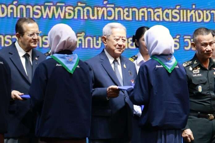 สุรยุทธ์ จุลานนท์ สานใจไทย สู่ใจใต้