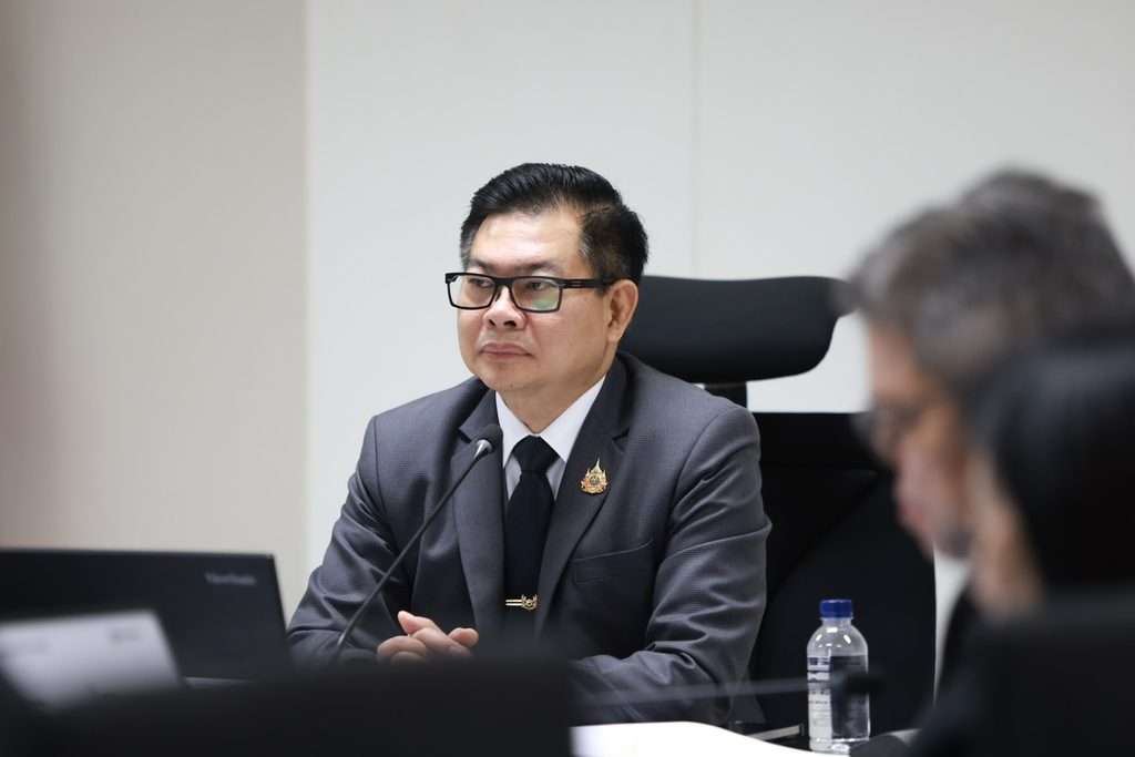 สุริยา สิงหกมล
