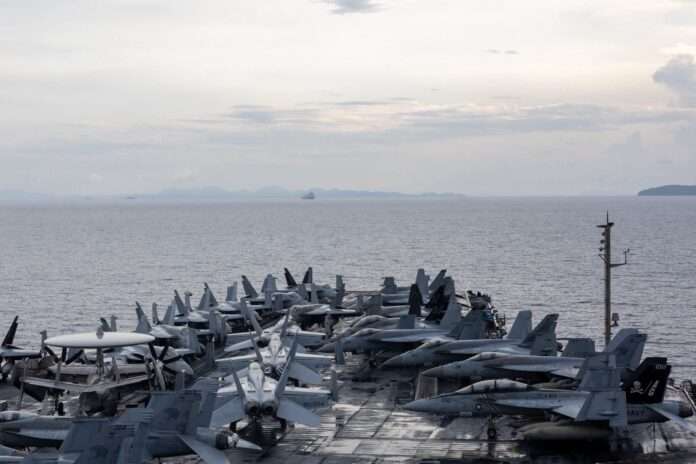 เรือ USS George H.W. Bush CVN 77 ภูเก็ต 1 เรือ USS George H.W. Bush CVN 77 ภูเก็ต